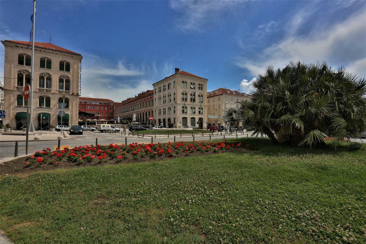 Luxury Apartment M&N In Split - Free Parking Eksteriør billede
